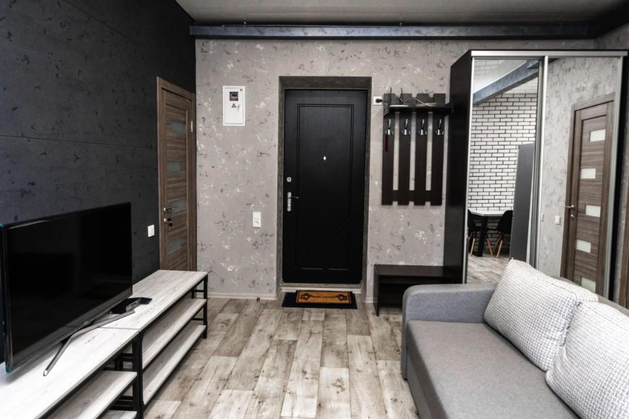Loft Apartment On Svobody Kamianske Exterior photo